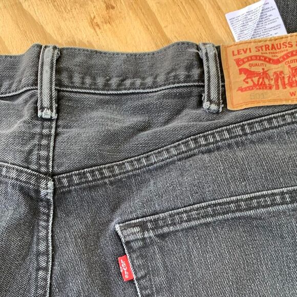 Levi-s Men's Black Jeans - Picture 8 of 8